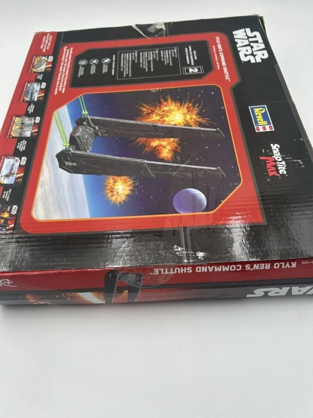 Star Wars Kylo Ren's Command Shuttle Revell Model [Snap Tite Max] Disney